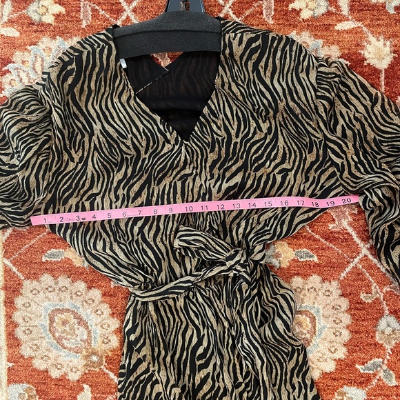 Nanushka Oasis tiger print flowy wrap dress sz M - Picture 11 of 14